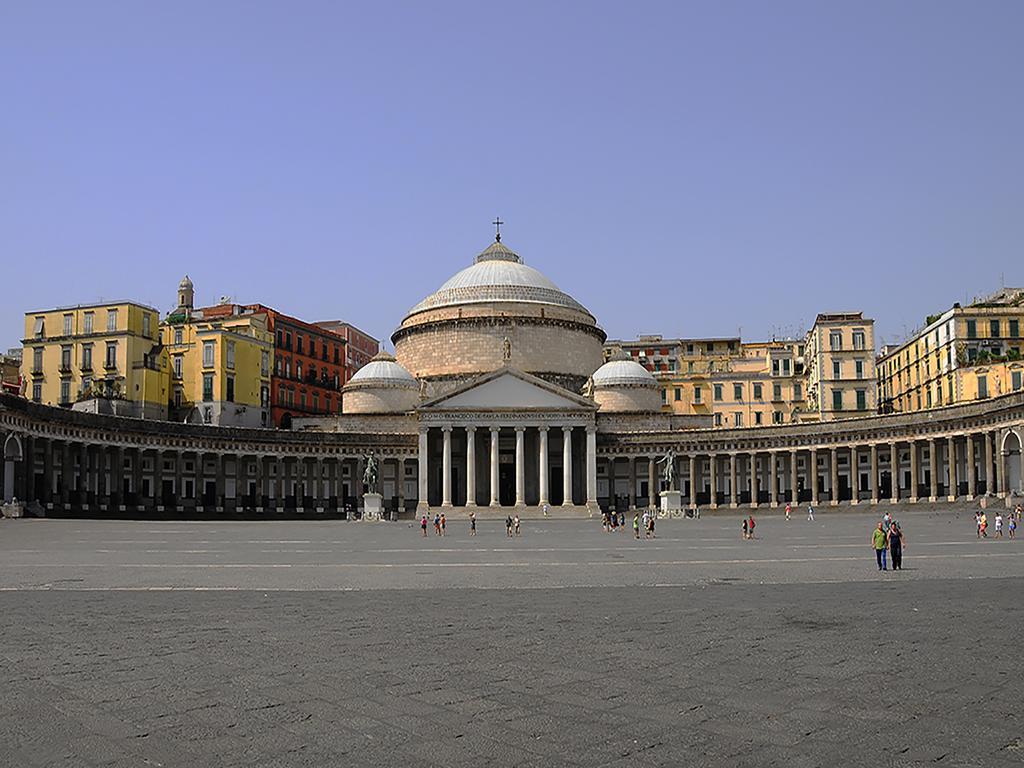 La Piazza Al Vomero Naples Exterior photo